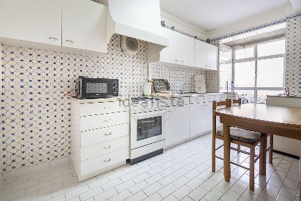 Apartamento T3 à venda na Rua das Agras