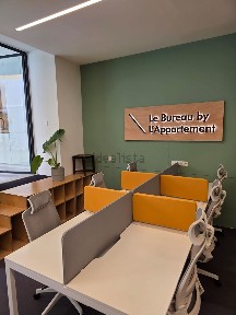 Arrendamento de escritório com espaços partilhados na Rua do Sol ao Rato