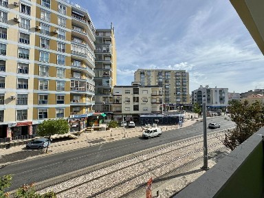 Espaço comercial à venda na Avenida 23 de Julho, 390 b