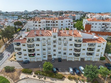 Apartamento T3 à venda na Rua Frei João Delgado
