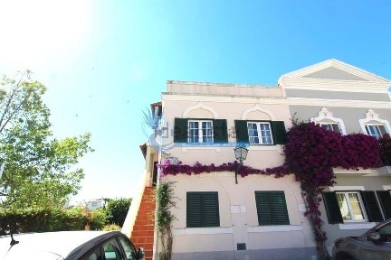 Quarteira, Vilamoura, Bairro Old Village