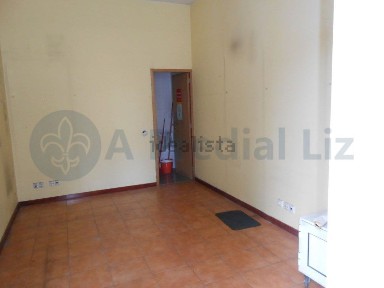Arrendamento de espaço comercial em Casa da Música