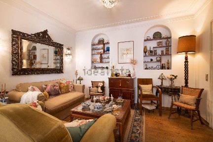Apartamento T4 à venda na Rua de São Bento s/n