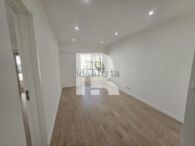 Apartamento T3 à venda na Reboleira