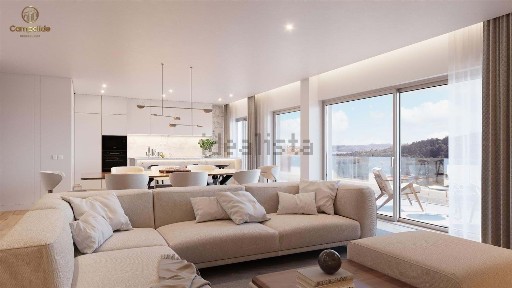 Apartamento T2 à venda na Rua de Santa Marta, 30