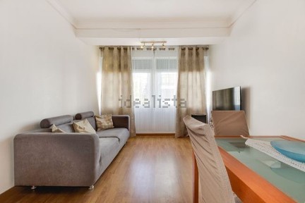 Apartamento T3 à venda na Avenida dos Bons Amigos
