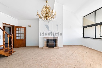 Apartamento T5 à venda no Bairro do Rosário