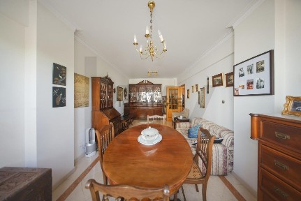Apartamento T1 à venda na Rua Manuel Teixeira Gomes, 23