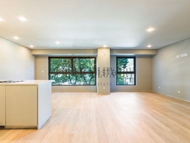 Apartamento T3 à venda na Av. da Liberdade - Marquês de Pombal