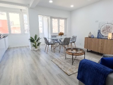 Apartamento T3 à venda na Rua dos Soeiros
