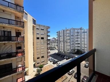 Apartamento T2 à venda na Rua das Torres, 284
