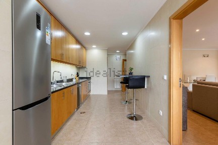 Apartamento T2 à venda na Rua Joaquim Oliveira Lopes dos Santos