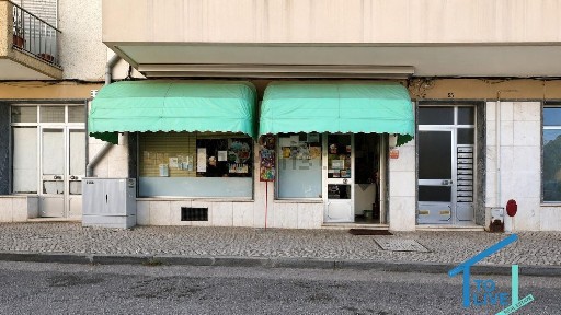 Espaço comercial à venda em Tomar e Santa Maria dos Olivais