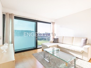 Arrendamento de apartamento T2 em Largo do Calvário - Lx Factory