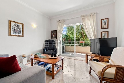 Apartamento T2 à venda em Canais do Golfe - Sector 5