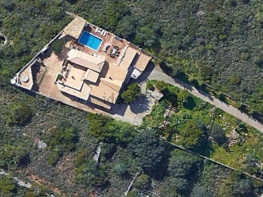 Quinta à venda em Santa Bárbara de Nexe