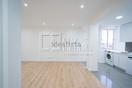 Apartamento T2 à venda em Falagueira-Venda Nova