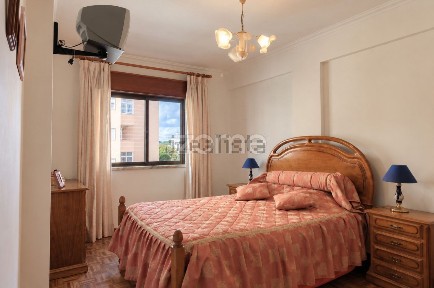 Apartamento T2 à venda na Avenida do Parque, 110