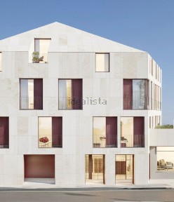 Apartamento T0 à venda na Rua Arrabalde da Ponte, 296