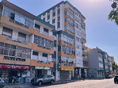 Arrendamento de apartamento T2 na Rua Cidade de Almada s/n