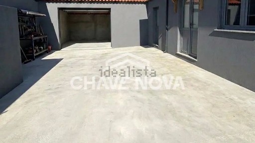 Pedroso, Rua Paradela