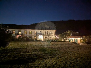 Quinta à venda em Côja e Barril de Alva