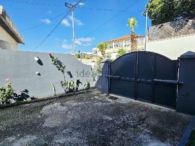 Andar de moradia à venda na Rua da Levada do Cavalo