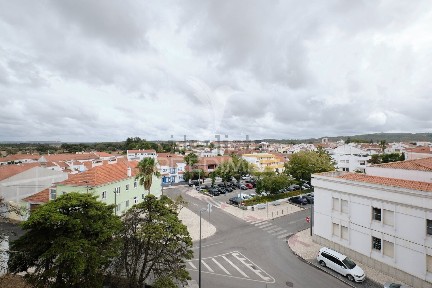 Apartamento T2 à venda na Avenida Jorge de Vasconcelos Nunes