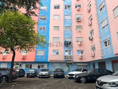 Apartamento T3 à venda na Praceta Belo Marques