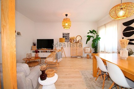 Apartamento T2 à venda na Rua Abel Manta, 4