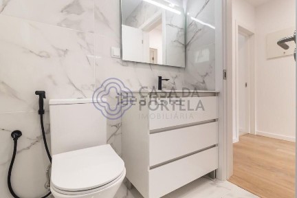 Apartamento T1 à venda na Praceta Estevão José Dangues Giro s/n
