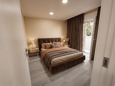 Apartamento T2 à venda na Rua Gil Eanes