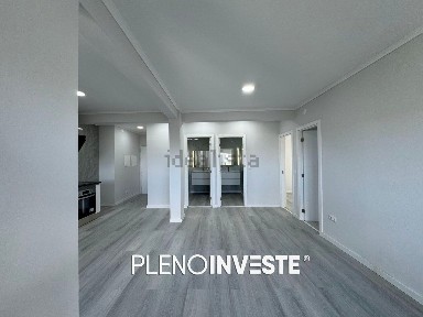 Apartamento T2 à venda na Rua Gil Eanes s/n
