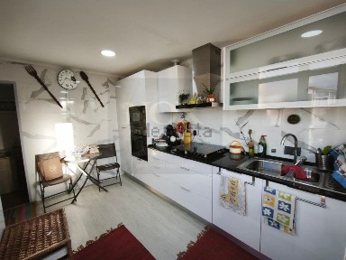 Apartamento T2 à venda na Rua Dom Carlos i