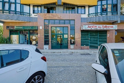Apartamento T3 à venda na Avenida Arsenal do Alfeite, 56