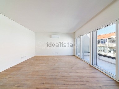 Apartamento T2 à venda na Avenida 25 de Abril de 1974, 48 b