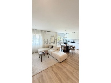 Apartamento T2 à venda na Rua José Afonso, 18