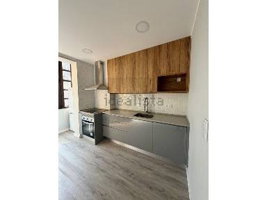 Apartamento T1 à venda na Rua de Luanda