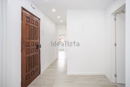 Apartamento T3 à venda na Rua São João Baptista de Ajudá, 7
