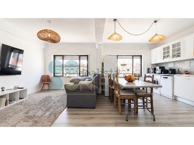 Apartamento T2 à venda na Arangues - Pinheirinhos