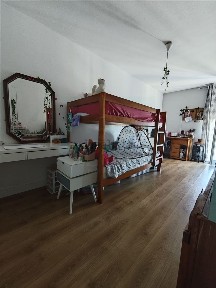 Apartamento T3 à venda no Vale da Amoreira