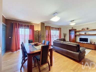 Apartamento T3 à venda na Centro