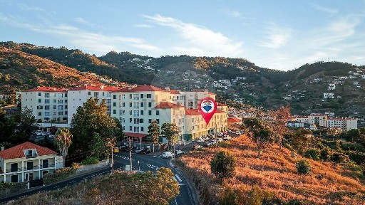 Apartamento T2 à venda na Rua João Baptista de Sá