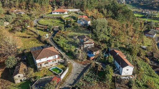 Fonte Arcada e Oliveira, Travessa de Vale da Moura s/n