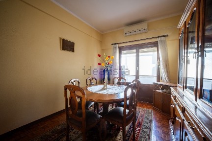 Arrendamento de apartamento T3 na Rua Amorim Rosa, 10