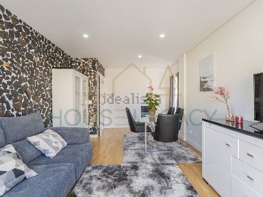 Arrendamento de apartamento T3 na Rua da Lagoa, 1598
