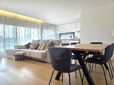 Arrendamento de apartamento T2 na Rua Tapadinha