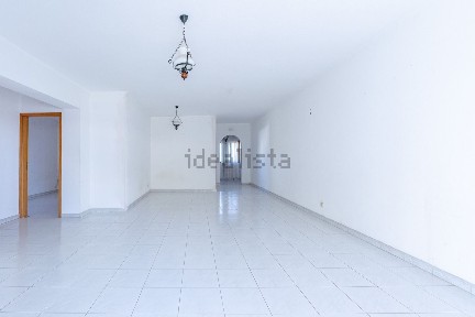 Apartamento T2 à venda na Rua da Grécia