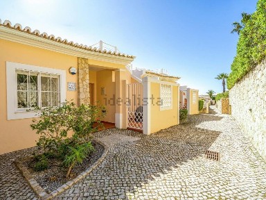 Moradia em banda à venda no Vale Milho - Vale Centeanes - Algar seco