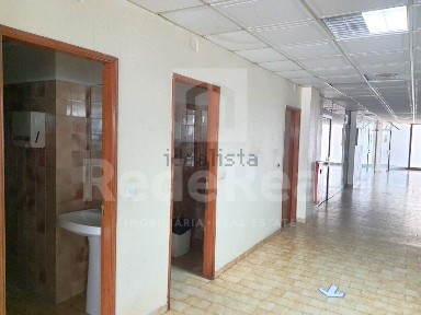 Espaço comercial à venda no Centro Antigo